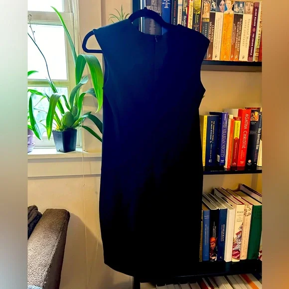 Size 4 The Jina Dress by MM La Fleur - Picture 5 of 9